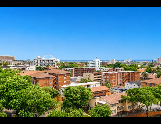1.5 BEDROOM APARTMENT FOR SALE IN ESSENWOOD